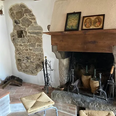 Feriehus La Casina Del Prete Caprese Michelangelo