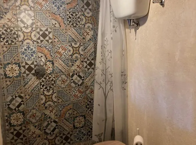 La Casina Del Prete * Caprese Michelangelo