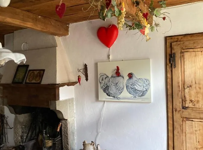 La Casina Del Prete * Caprese Michelangelo