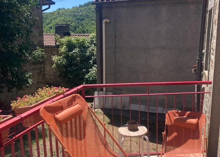 La Casina Del Prete * Caprese Michelangelo